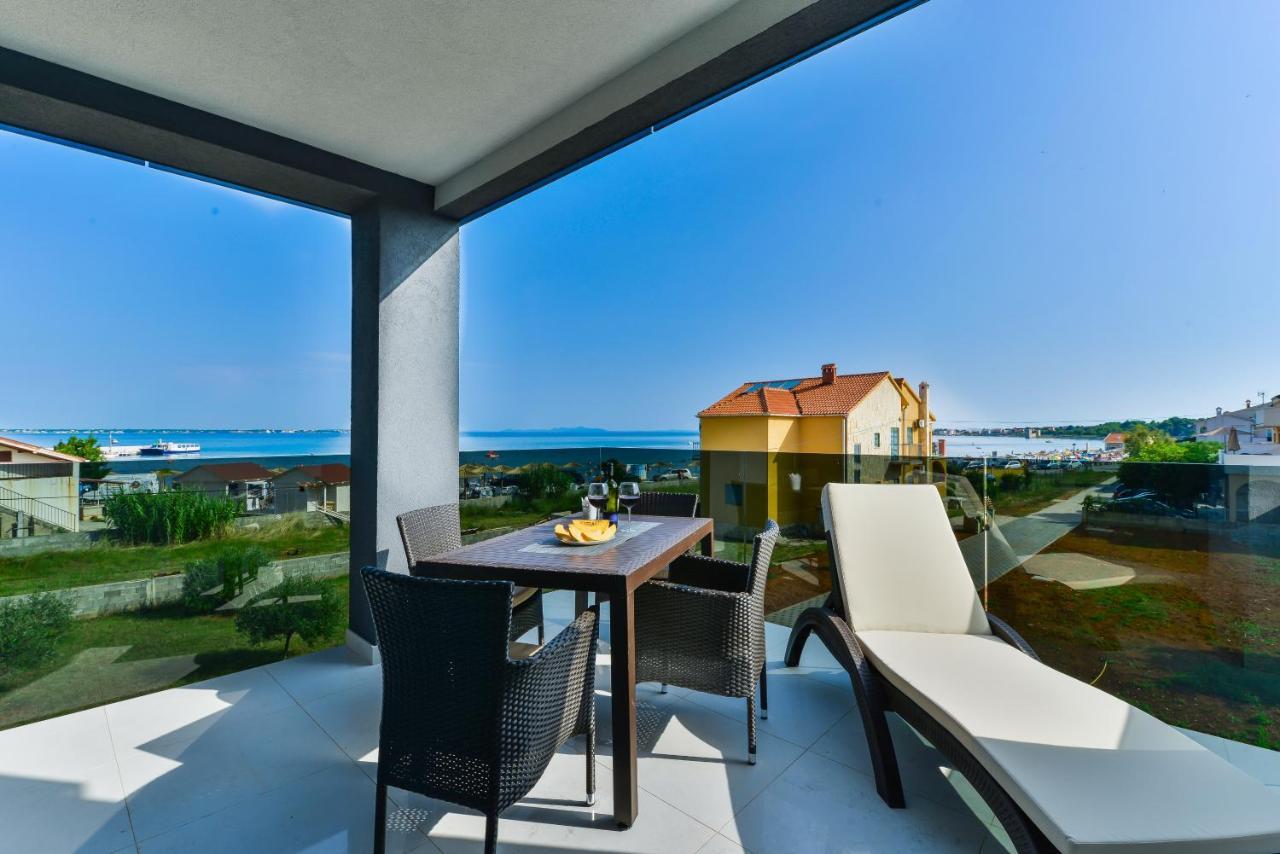 Resort Mirakul Vir Eksteriør billede